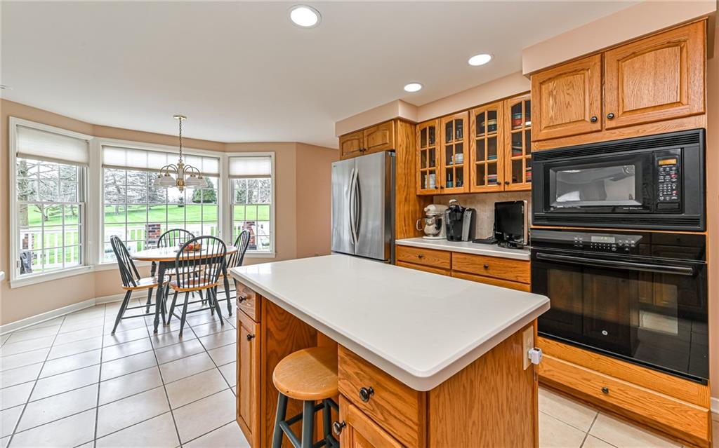 2305 Clearvue Road Pittsburgh, PA 15237 - Photo 5 of 40 Gallery Image 5