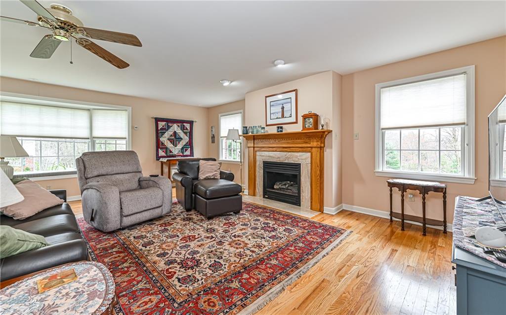 2305 Clearvue Road Pittsburgh, PA 15237 - Photo 9 of 40 Gallery Image 9