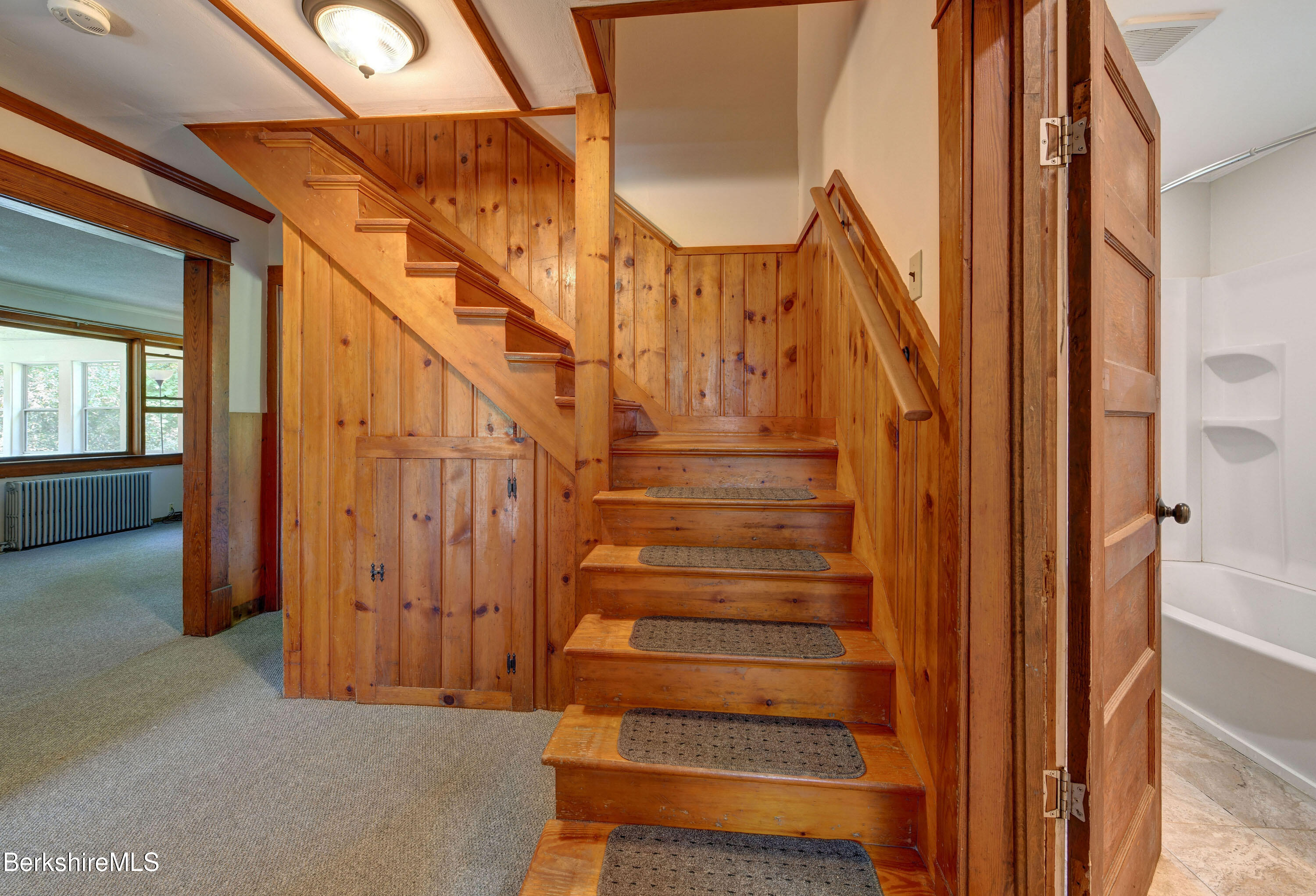 6 Estes Road Hancock, MA 01237 - Photo 22 of 34 a view of entryway