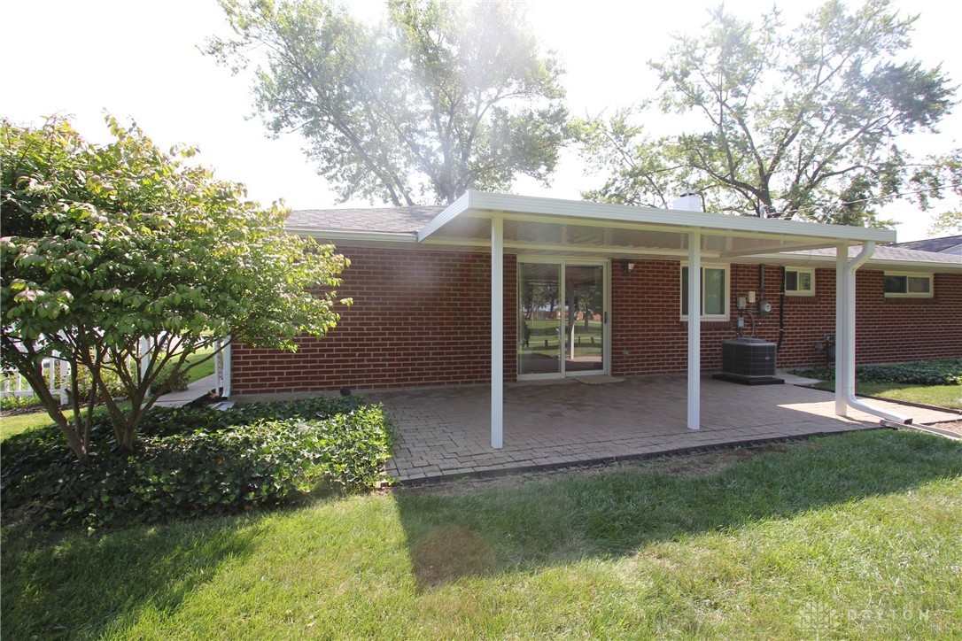 6529 Harshmanville Road Huber Heights, OH 45424 - Photo 8 of 45