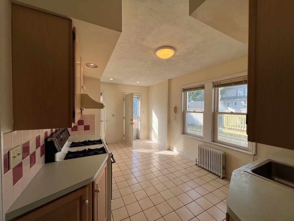 11 George Road Quincy, MA 02170 - Photo 11 of 24 Gallery Image 11