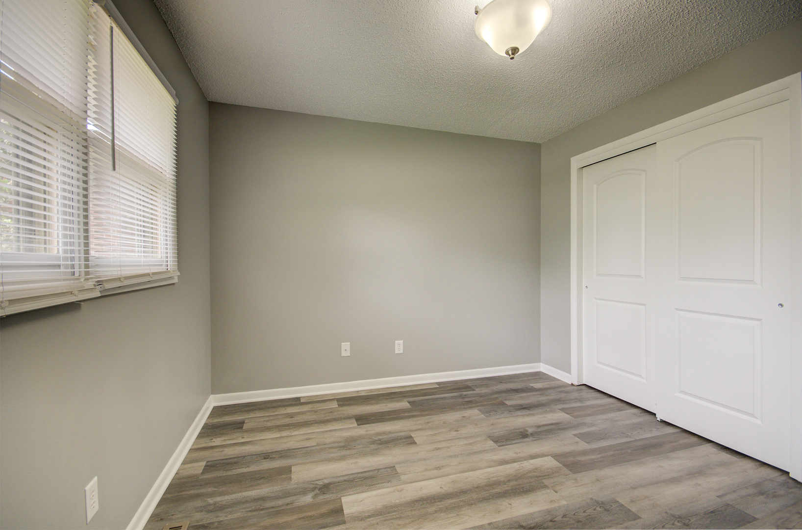 1354 Georgetown Drive Bourbonnais, IL 60914 - Photo 12 of 18 a view of empty room with window