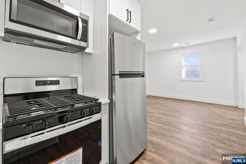 855 South 14th Street Newark, NJ 07108 - Photo 16 of 32