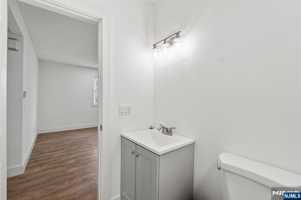 855 South 14th Street Newark, NJ 07108 - Photo 18 of 32