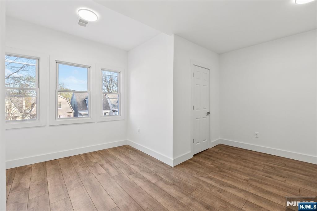 855 South 14th Street Newark, NJ 07108 - Photo 22 of 32