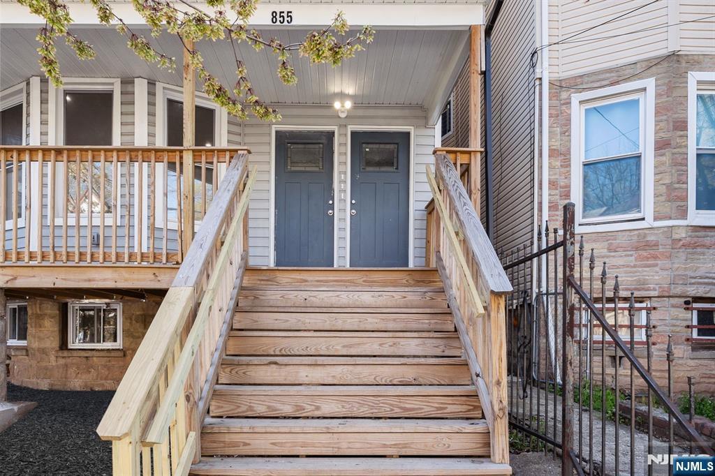 855 South 14th Street Newark, NJ 07108 - Photo 5 of 32