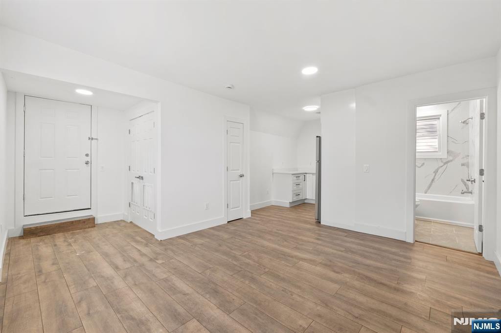 855 South 14th Street Newark, NJ 07108 - Photo 10 of 32