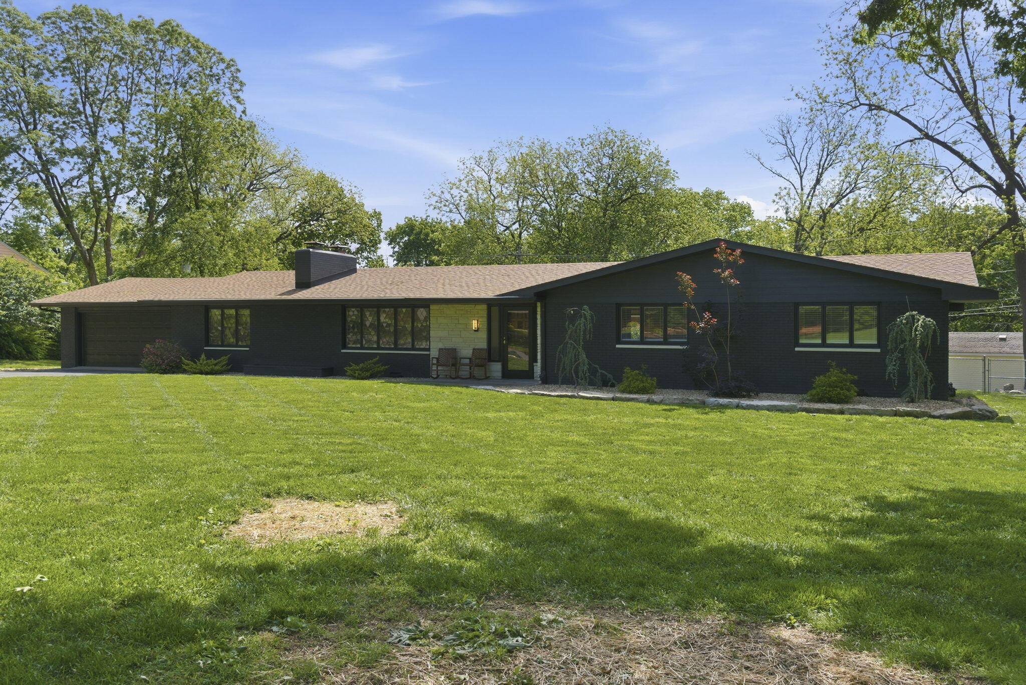 2304 South Inglewood Road Springfield, MO 65804 - Photo 1 of 1 2-web-or-mls-HWJ09710