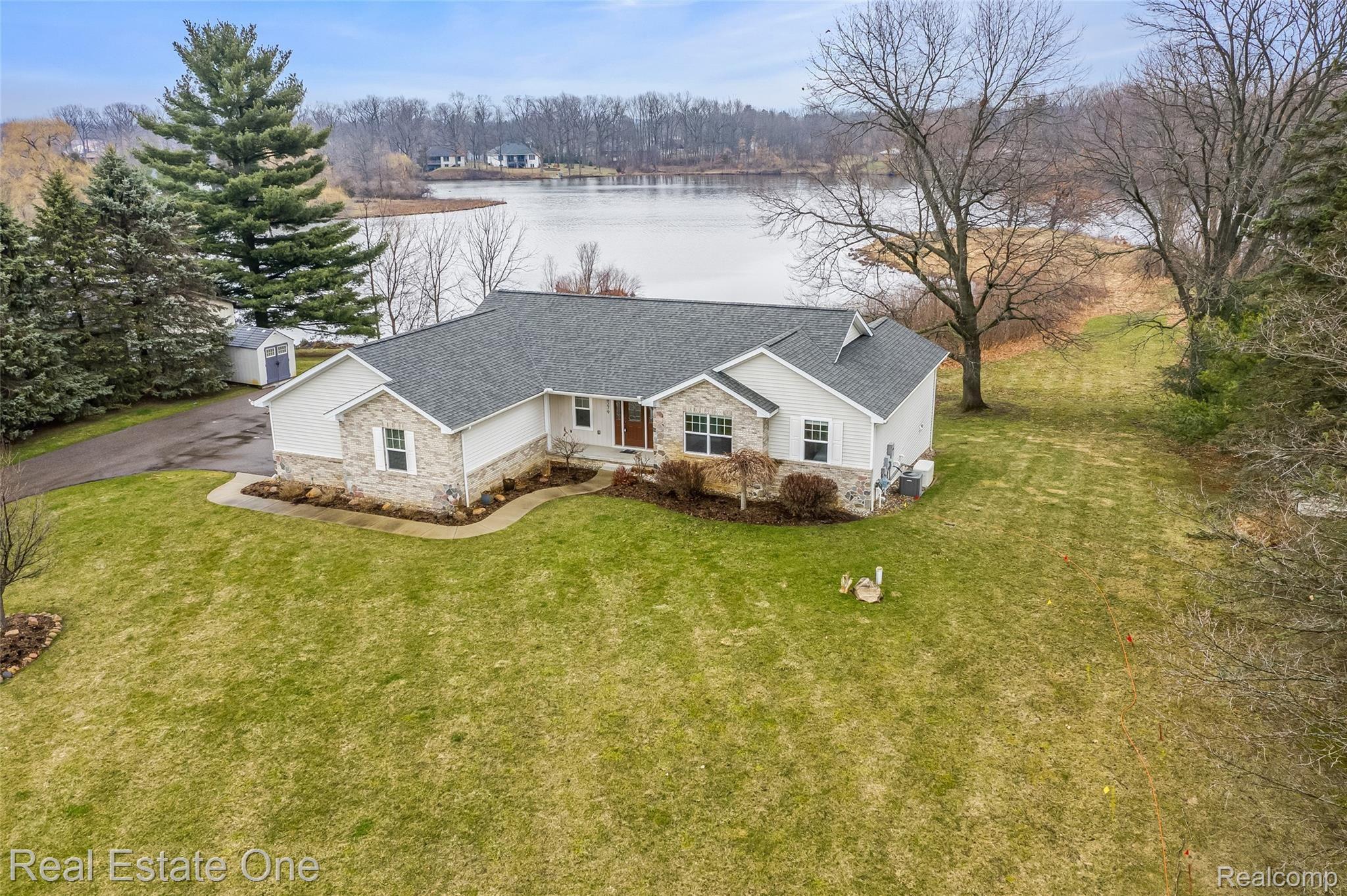 8279 Ridge Road Goodrich, MI 48438 - Photo 44 of 56 44.Drone