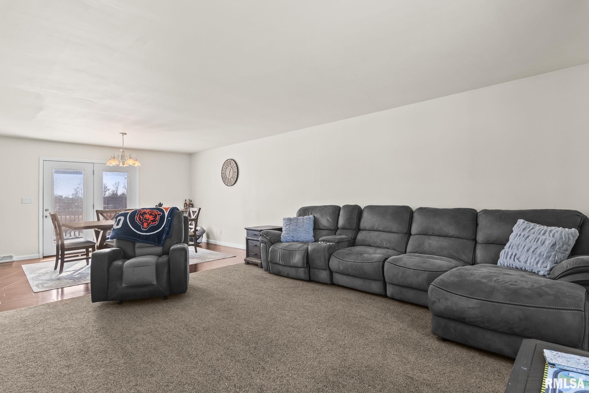 3466 Radford Road Springfield, IL 62707 - Photo 4 of 30