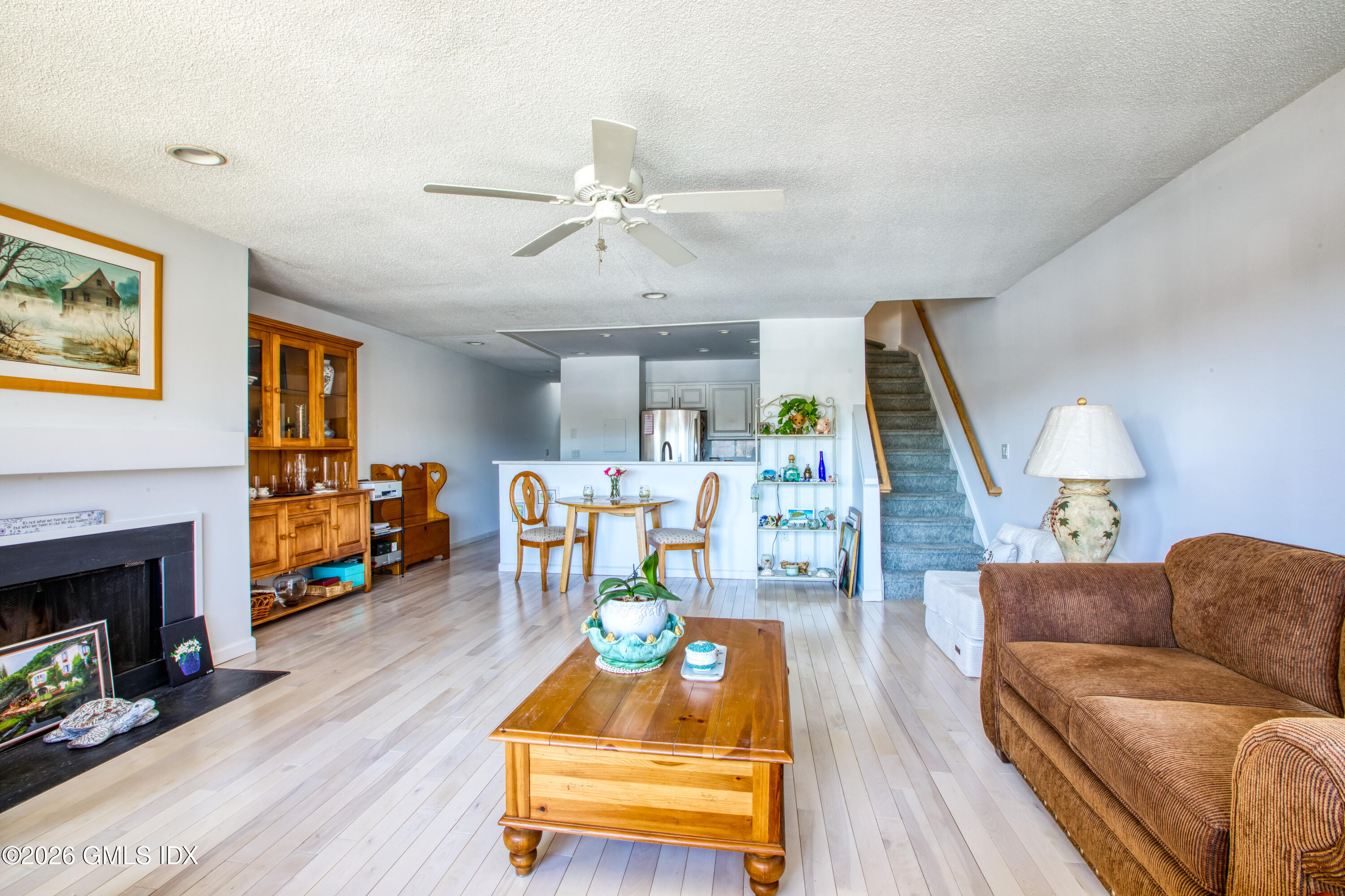 15 River Road, Unit 205 Cos Cob, CT 06807 - Photo 8 of 28 Livingroom