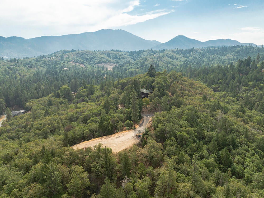 2931 Harbeck Road Grants Pass, OR 97527 - Photo 59 of 59 60