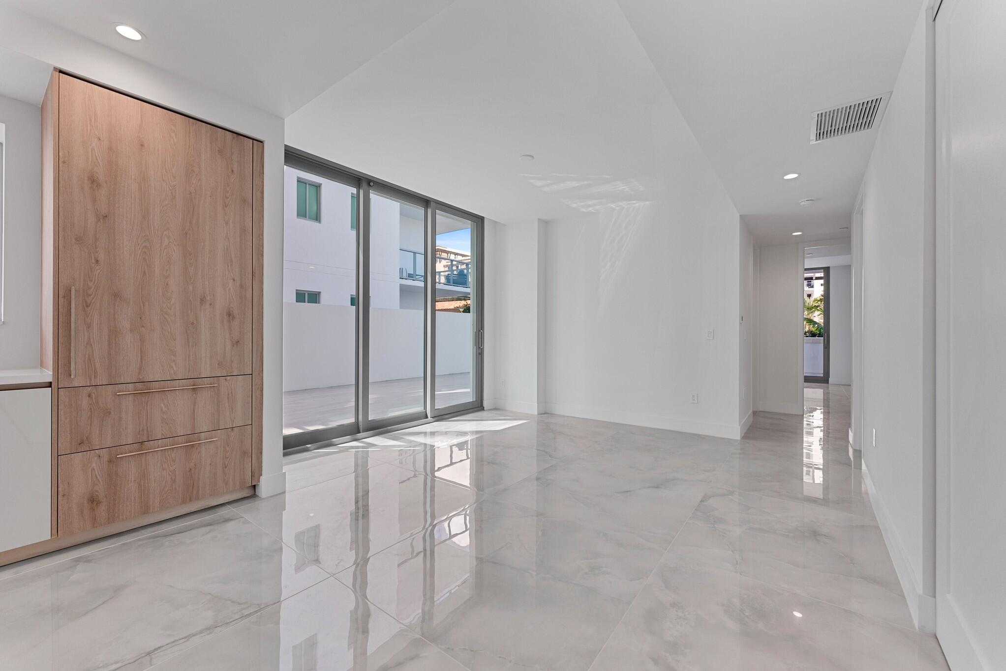 485 East Royal Palm Road, Unit 204 Boca Raton, FL 33432 - Photo 37 of 70 485 E Royal Palm Rd, 204