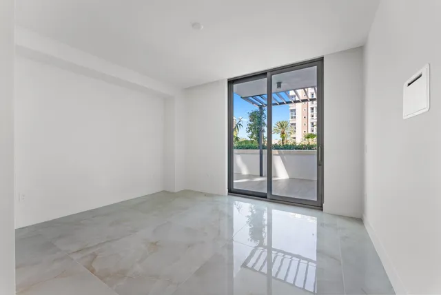 $22,500 | 485 East Royal Palm Road, Unit 204, Boca Raton, FL 33432