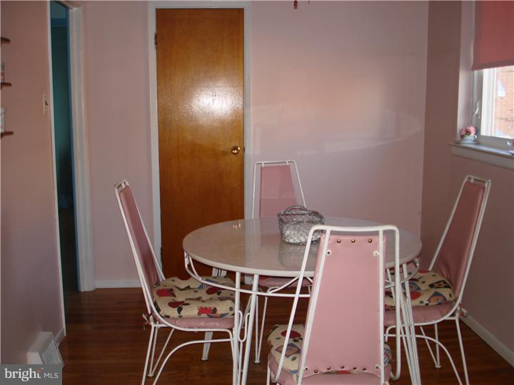 9806 Hardy Road Philadelphia, PA 19115 - Photo 7 of 13 Gallery Image 7