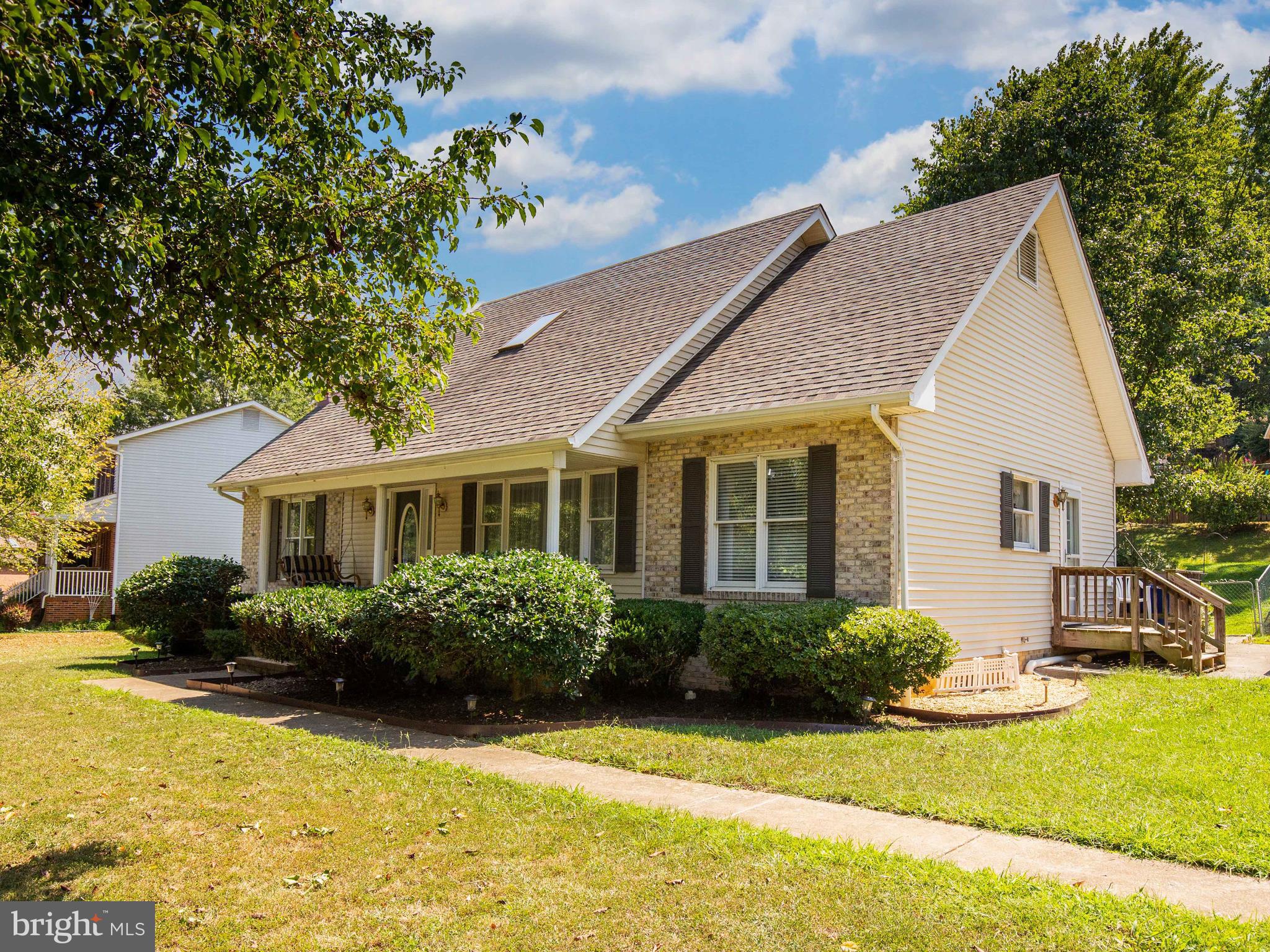 208 Henrico Road Front Royal, VA 22630 - Photo 1 of 57 Gallery Image 1