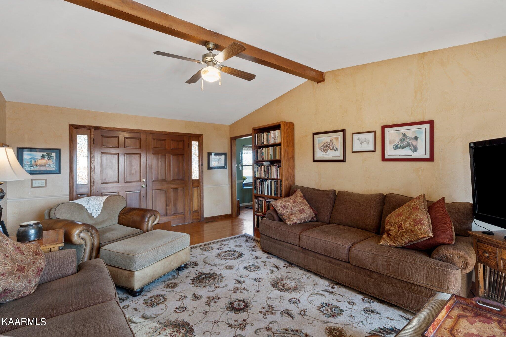 235 Lake Road Madisonville, TN 37354 - Photo 11 of 37