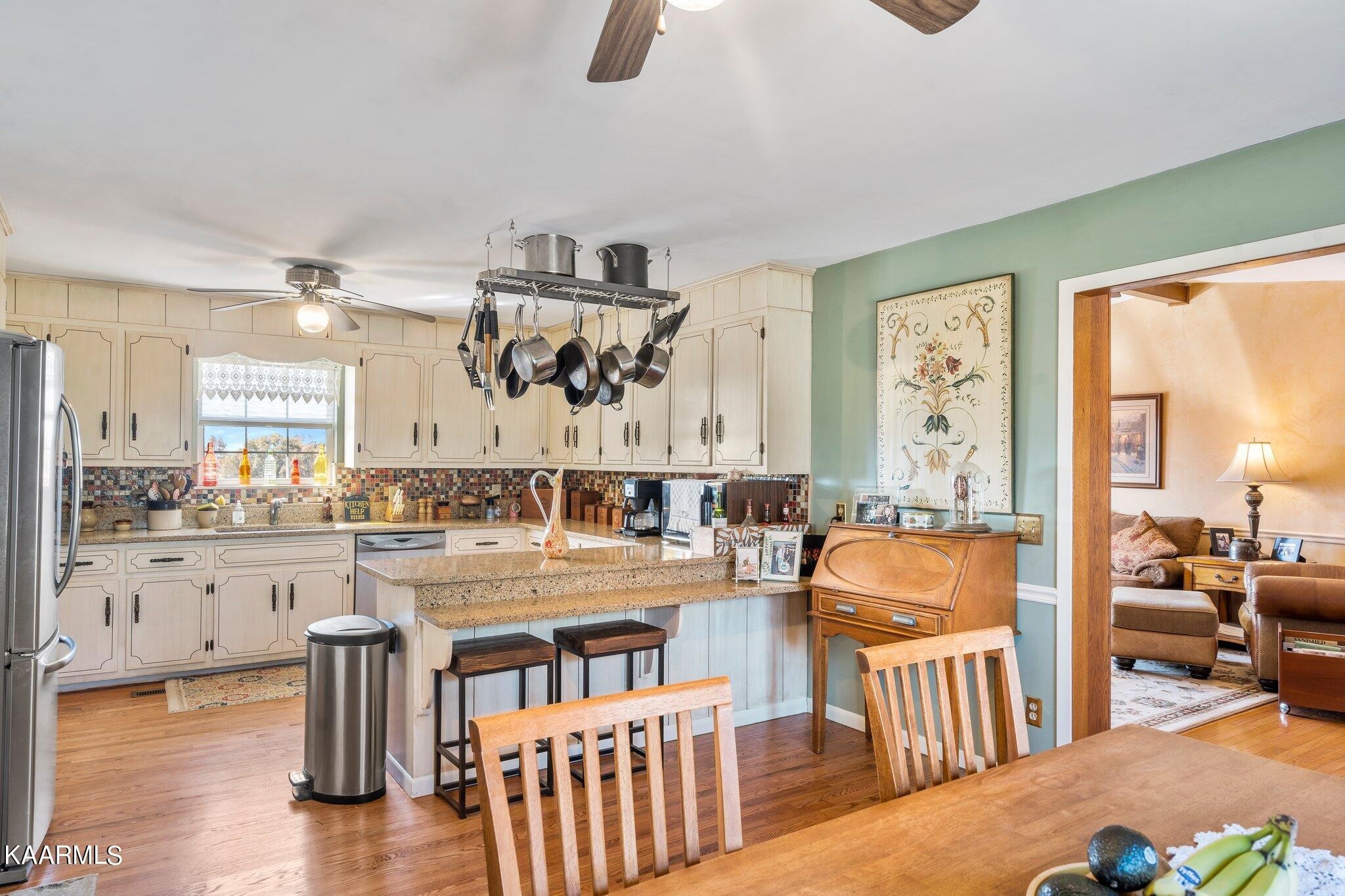 235 Lake Road Madisonville, TN 37354 - Photo 9 of 37