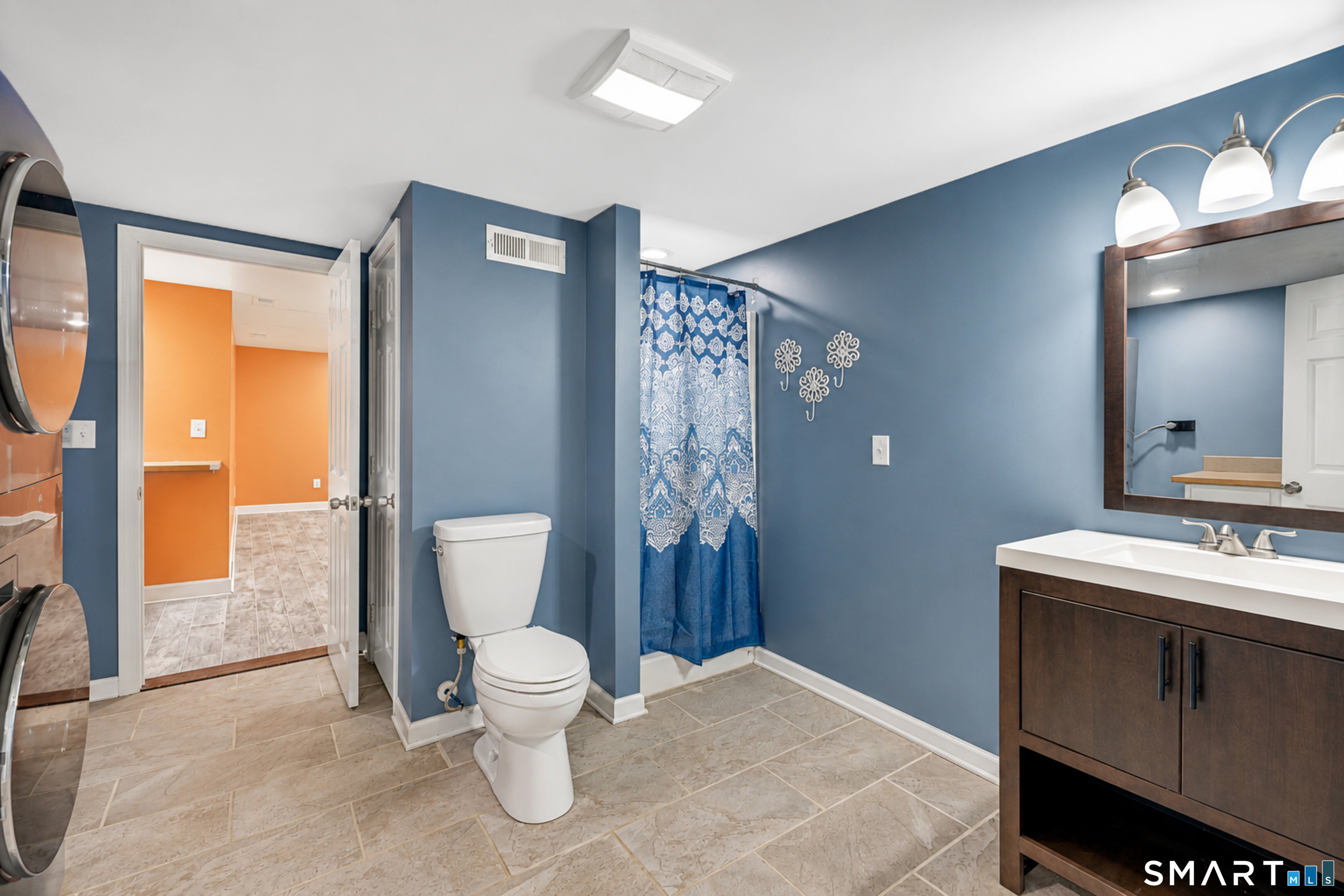 25 Seneca Road New Haven, CT 06515 - Photo 16 of 18 Gallery Image 16