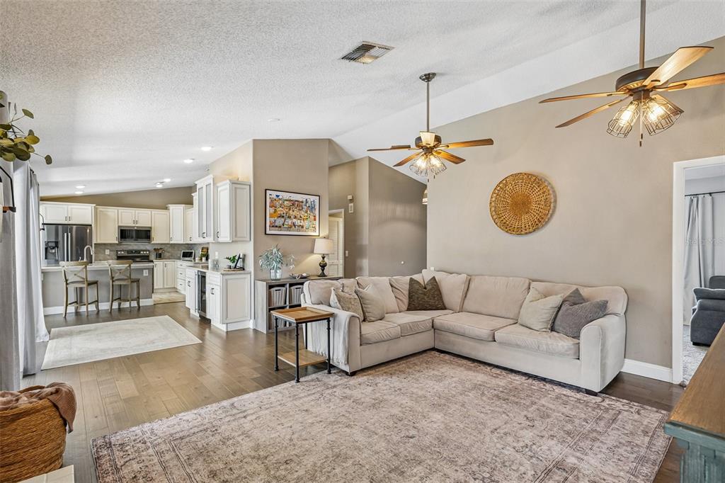 9803 Middlecoff Drive New Port Richey, FL 34655 - Photo 6 of 42