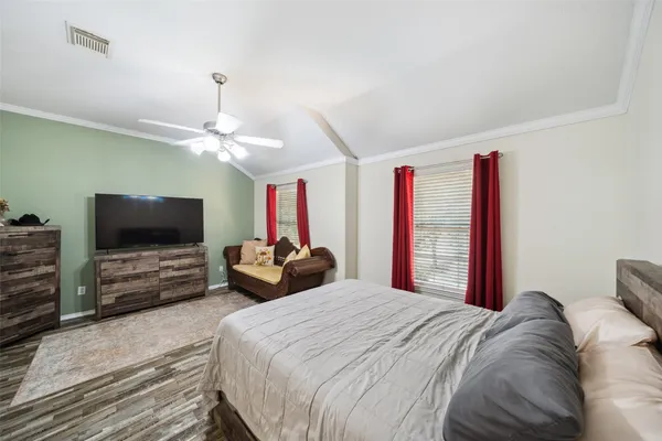 $267,000 | 38 Wineberry Place, The Woodlands, TX 77382