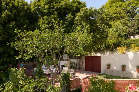 $2,795,000 | 3506 Carnation Avenue, Los Angeles, CA 90026