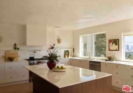 $2,795,000 | 3506 Carnation Avenue, Los Angeles, CA 90026