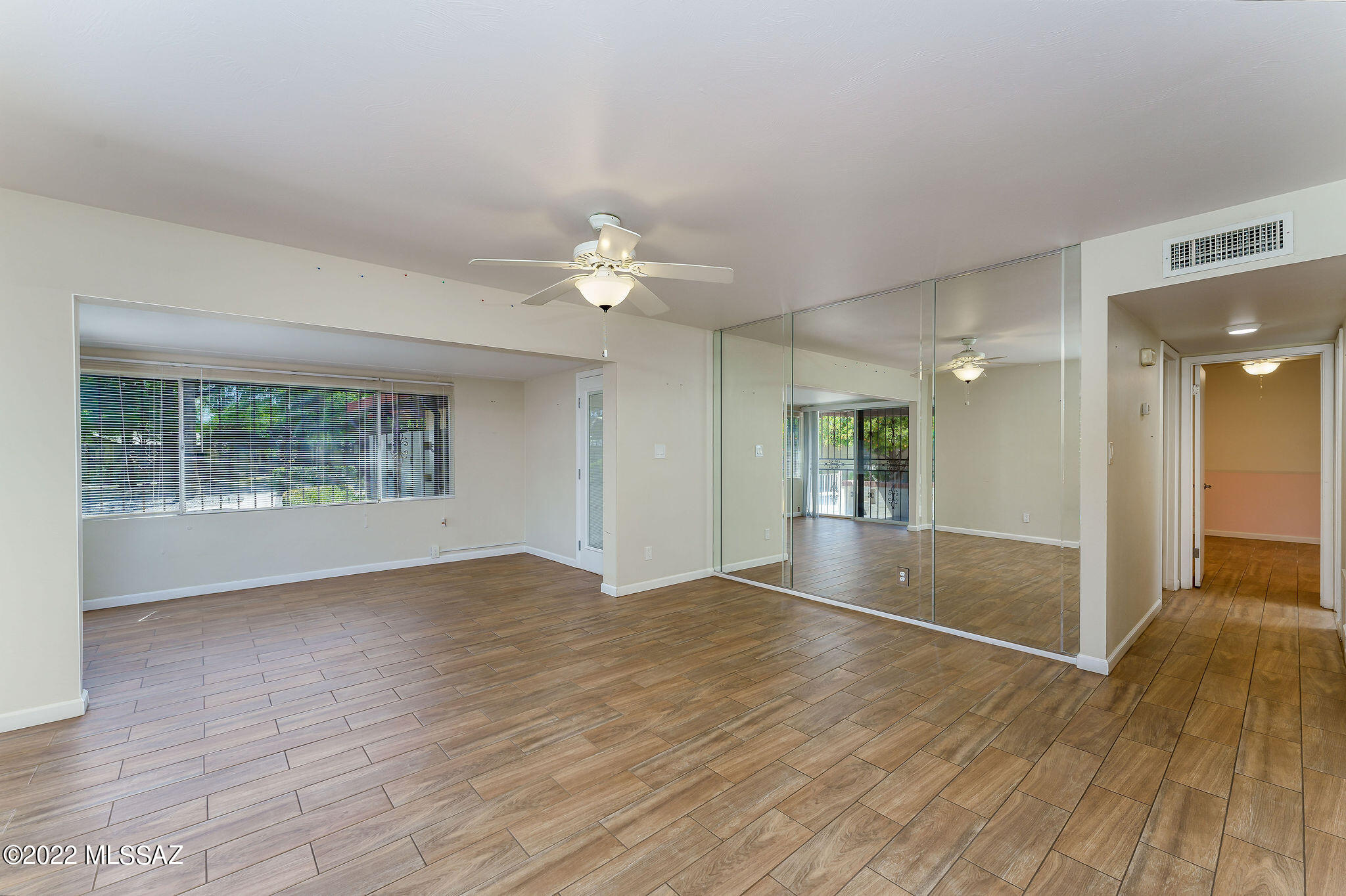 1002 South Kolb Road, Unit 15 Tucson, AZ 85710 - Photo 13 of 32