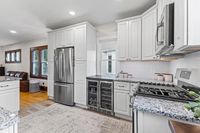 $415,000 | 1470 Sherburne Avenue, St. Paul, MN 55104