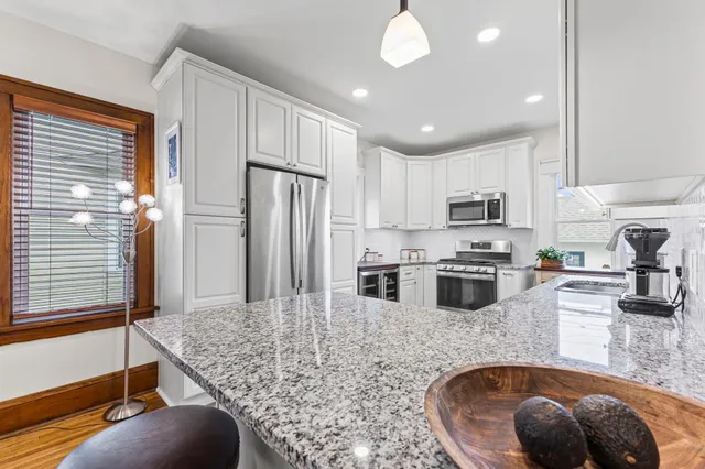 $415,000 | 1470 Sherburne Avenue, St. Paul, MN 55104