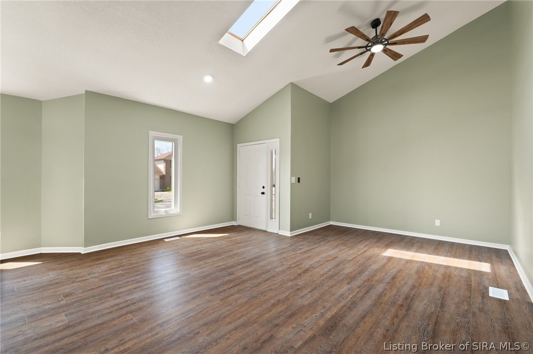 3015 Creek Ridge Drive New Albany, IN 47150 - Photo 42 of 48 Living Room