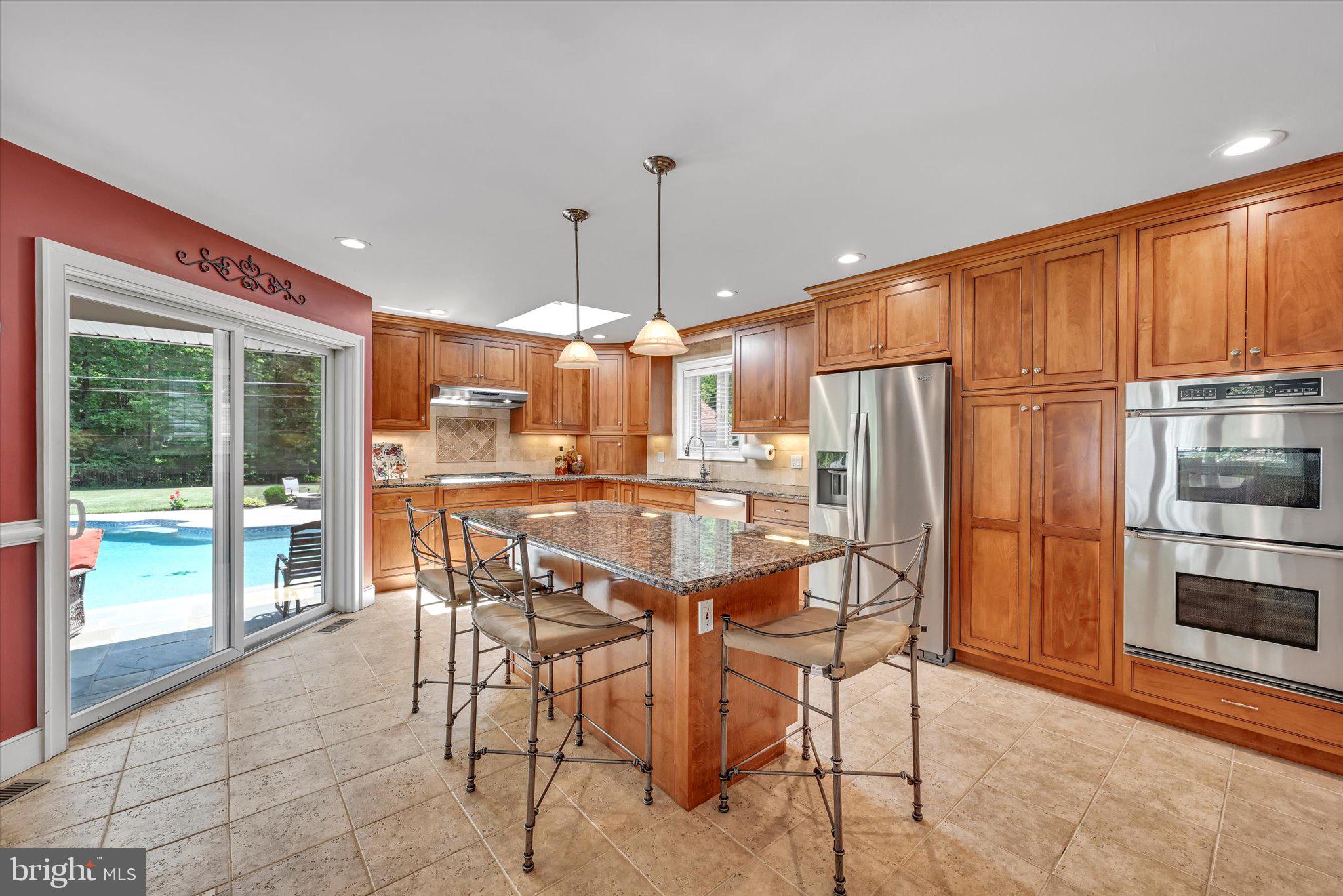 125 Beechtree Drive Broomall, PA 19008 - Photo 6 of 41