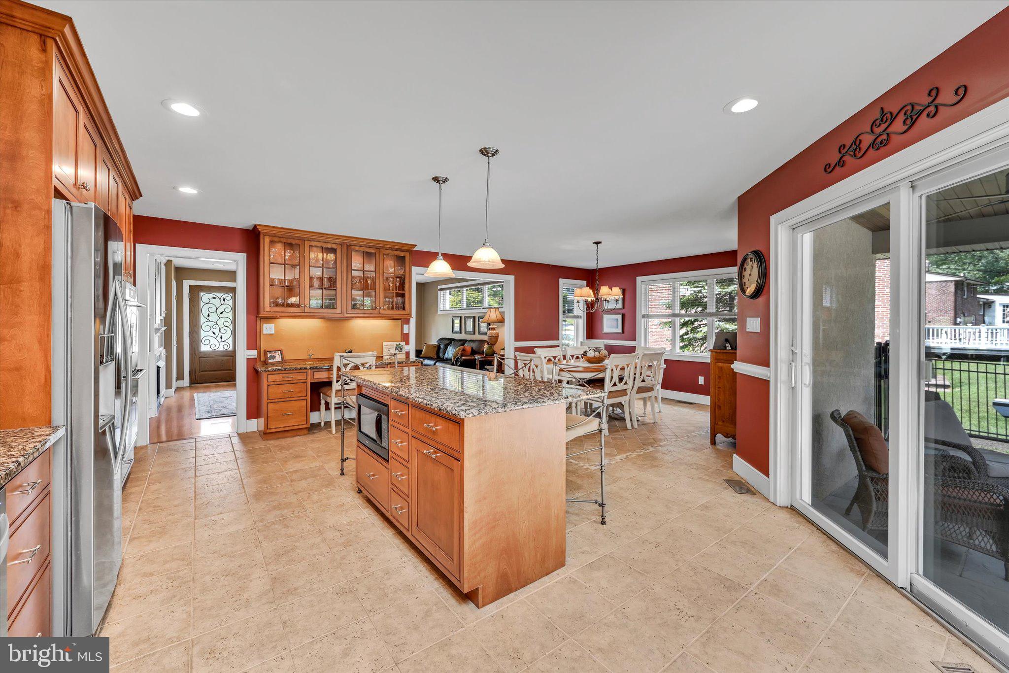 125 Beechtree Drive Broomall, PA 19008 - Photo 8 of 41