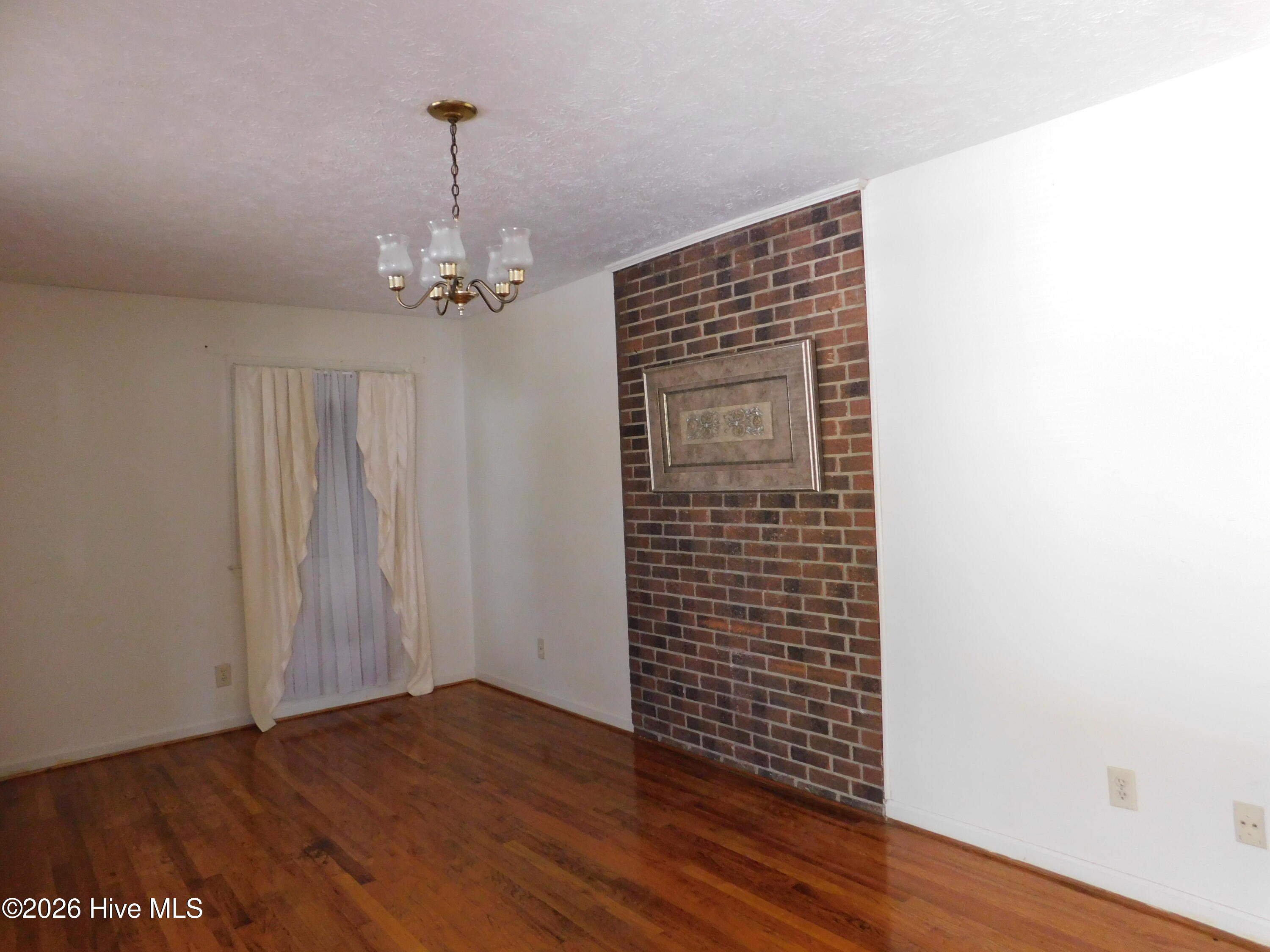 1003 Raleigh Street Laurinburg, NC 28352 - Photo 3 of 26 DSCN7762