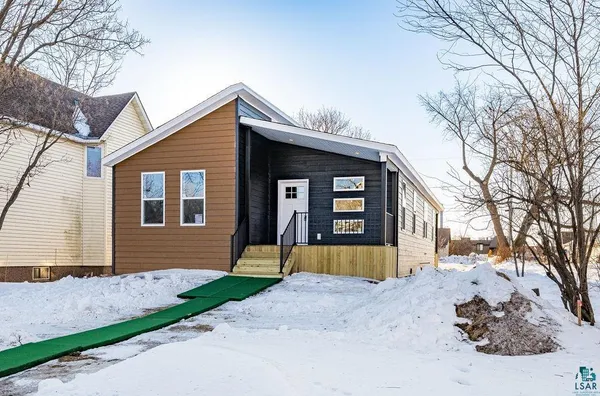 $289,900 | 415 Cumming Avenue, Superior, WI 54880