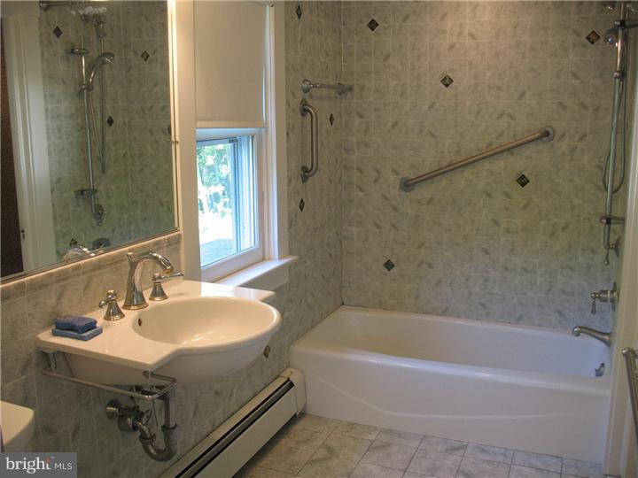 173 Carter Road Princeton, NJ 08540 - Photo 16 of 19