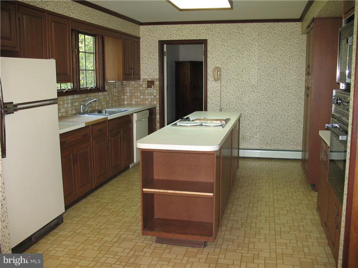 173 Carter Road Princeton, NJ 08540 - Photo 9 of 19