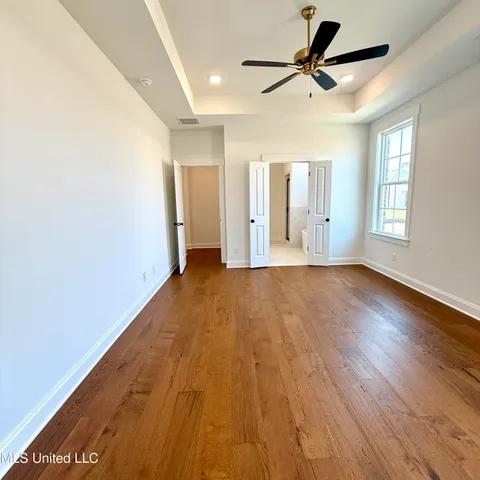 $362,900 | 607 Sunflower Street, Nesbit, MS 38651