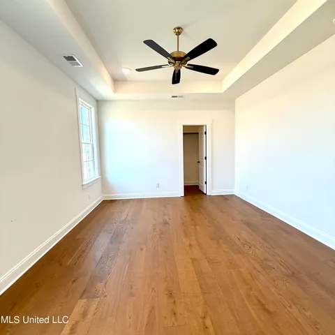 $362,900 | 607 Sunflower Street, Nesbit, MS 38651