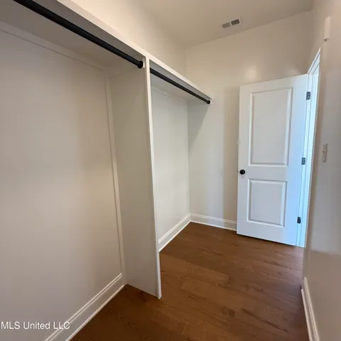 $362,900 | 607 Sunflower Street, Nesbit, MS 38651