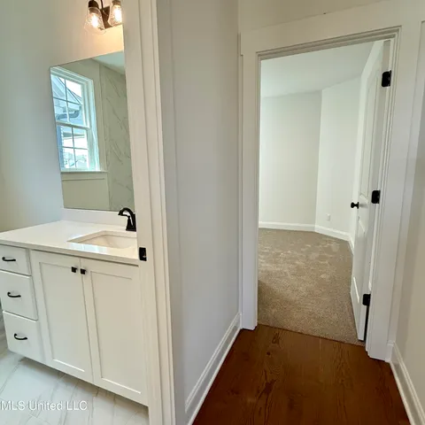 $362,900 | 607 Sunflower Street, Nesbit, MS 38651