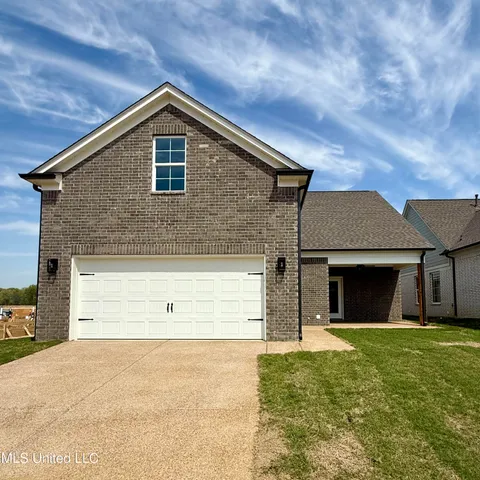 $362,900 | 607 Sunflower Street, Nesbit, MS 38651