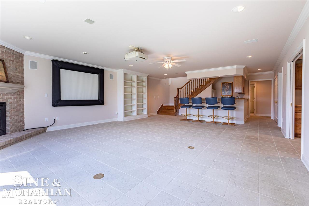 1933 River Road St. Clair, MI 48079 - Photo 25 of 38 50058637-24.JPG