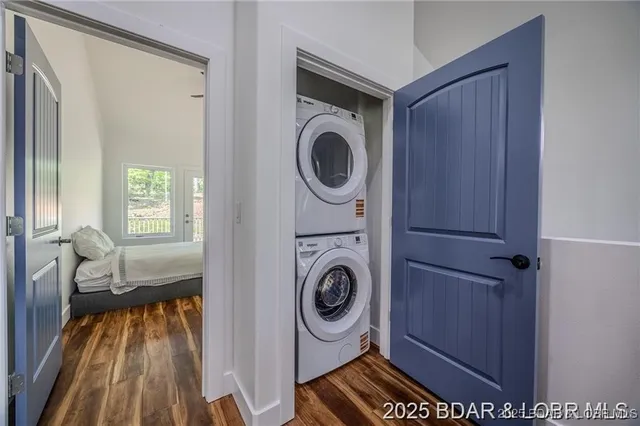 $890,000 | 327 Big Cedar Drive, Camdenton, MO 65020