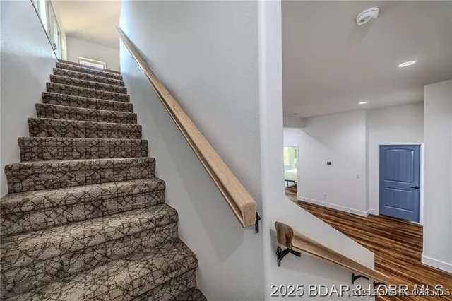 $890,000 | 327 Big Cedar Drive, Camdenton, MO 65020