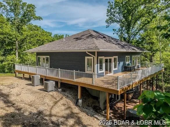 $890,000 | 327 Big Cedar Drive, Camdenton, MO 65020