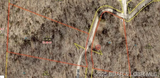 $890,000 | 327 Big Cedar Drive, Camdenton, MO 65020