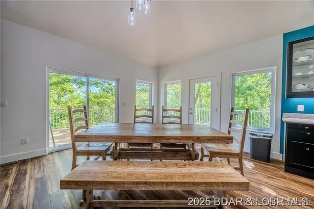 $890,000 | 327 Big Cedar Drive, Camdenton, MO 65020