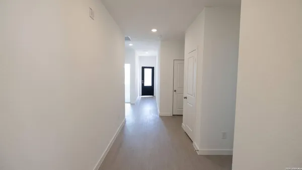 $2,150 | 9415 Dassler Springs, Converse, TX 78109