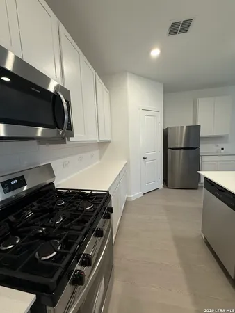 $2,150 | 9415 Dassler Springs, Converse, TX 78109